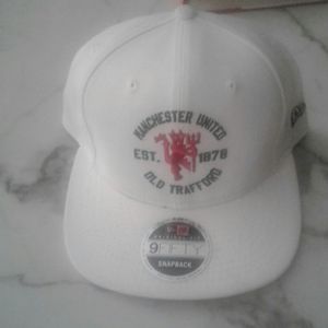White snapback hat